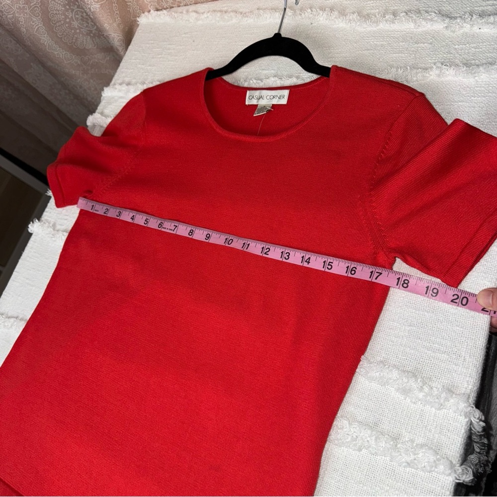 Casual Corner Vibrant Red Short Sleeve Tee - Picture 4 of 8